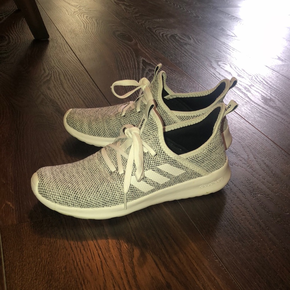 Adidas cloud foam tennis shoes